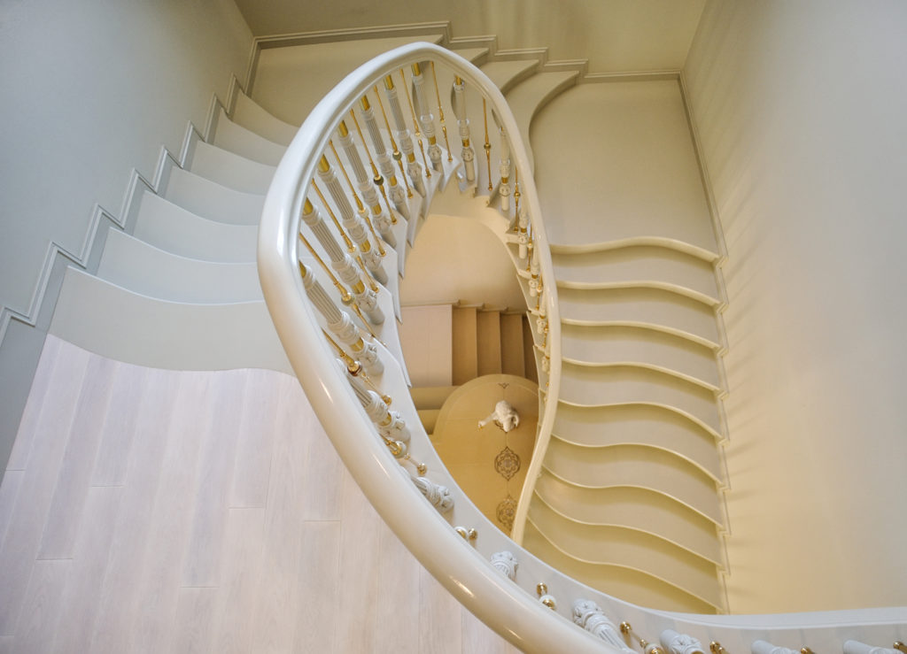 CRYSTAL WAVE INTERIOR